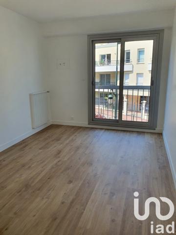 Appartement 4 pièces de 81 m² à Le Plessis-Robinson (92350)