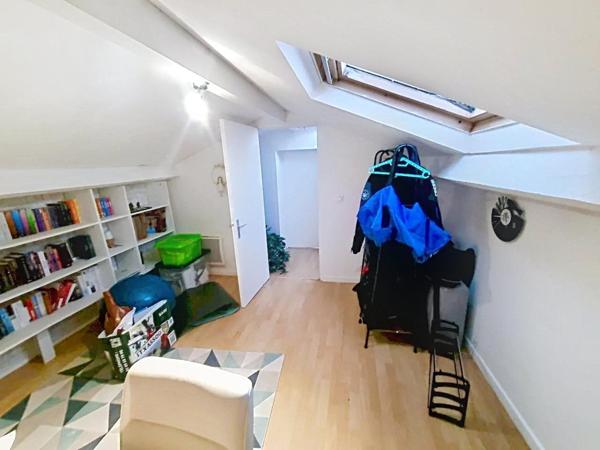 Maison à vendre à Villeneuve 5 pièces de 75m²