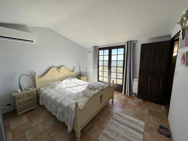 Vente Villa 6 pièces 221 m2 à Figanières