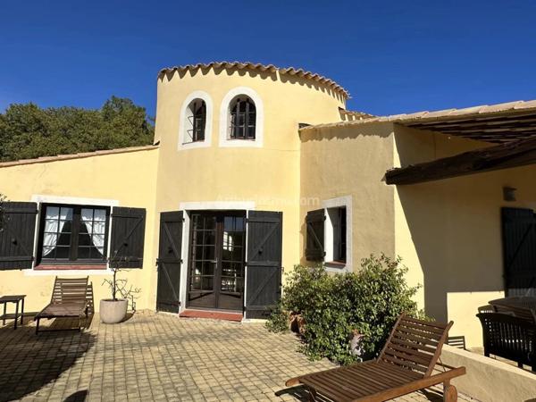 Vente Villa 6 pièces 221 m2 à Figanières