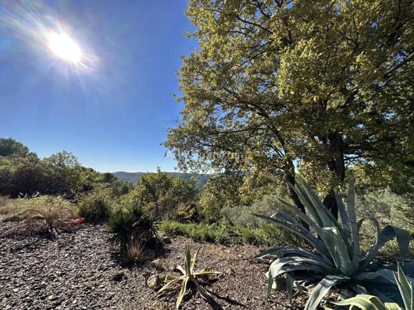 Vente Villa 6 pièces 221 m2 à Figanières