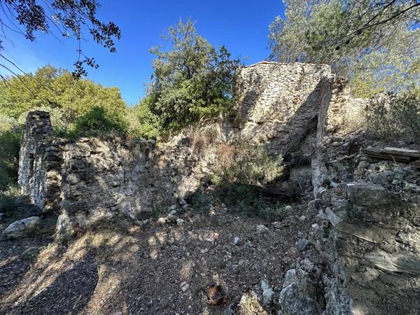 Vente Villa 6 pièces 221 m2 à Figanières