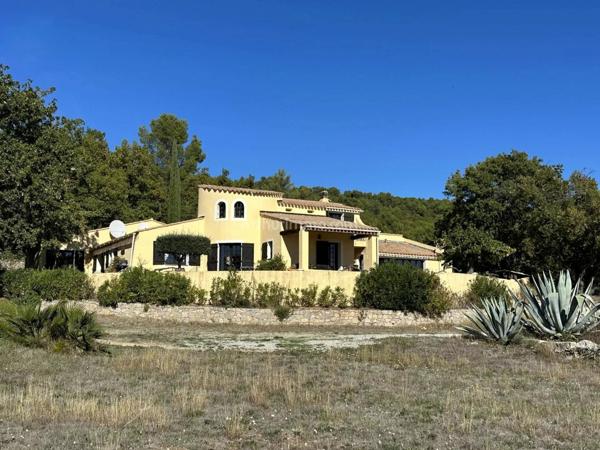 Vente Villa 6 pièces 221 m2 à Figanières