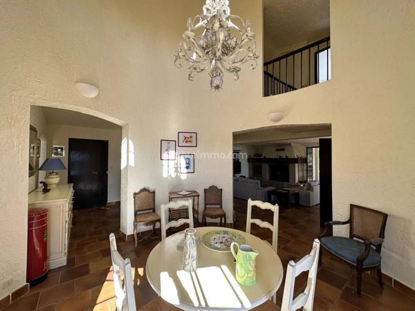 Vente Villa 6 pièces 221 m2 à Figanières