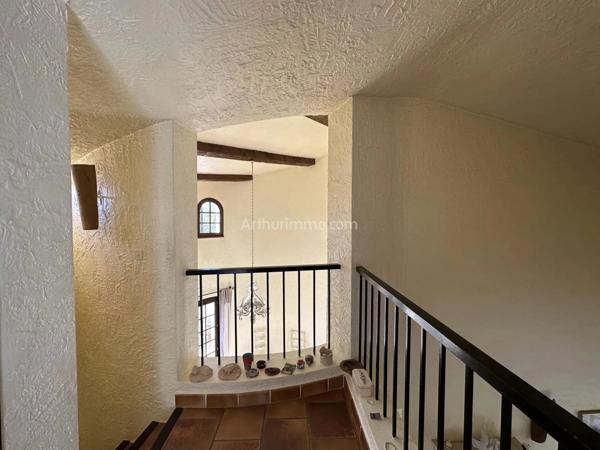 Vente Villa 6 pièces 221 m2 à Figanières