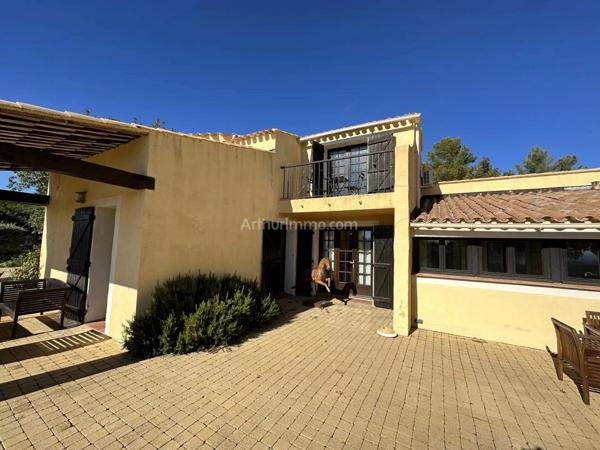 Vente Villa 6 pièces 221 m2 à Figanières