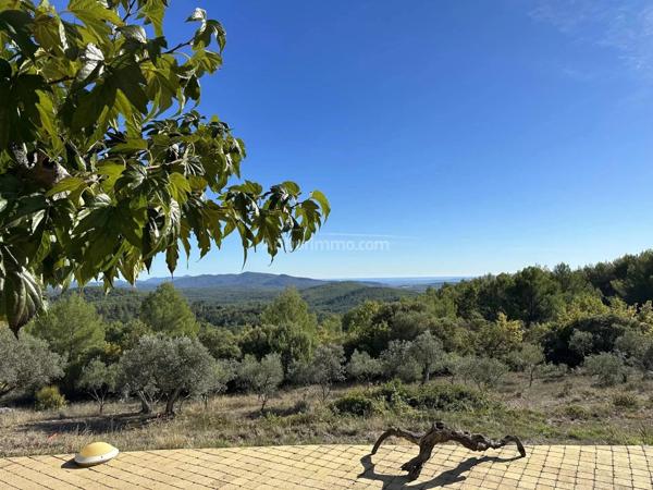 Vente Villa 6 pièces 221 m2 à Figanières