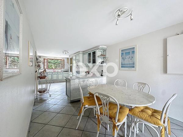 Maison plain-pied en pierre – Jardin – Proche centre & gares