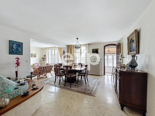 Maison plain-pied en pierre – Jardin – Proche centre & gares