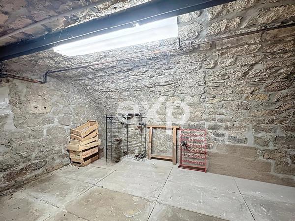 Maison plain-pied en pierre – Jardin – Proche centre & gares