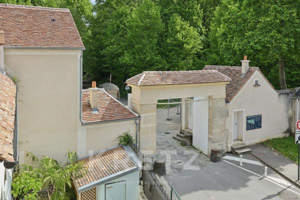 Maison entièrement rénovée à deux pas du Parc de Saint-Cloud