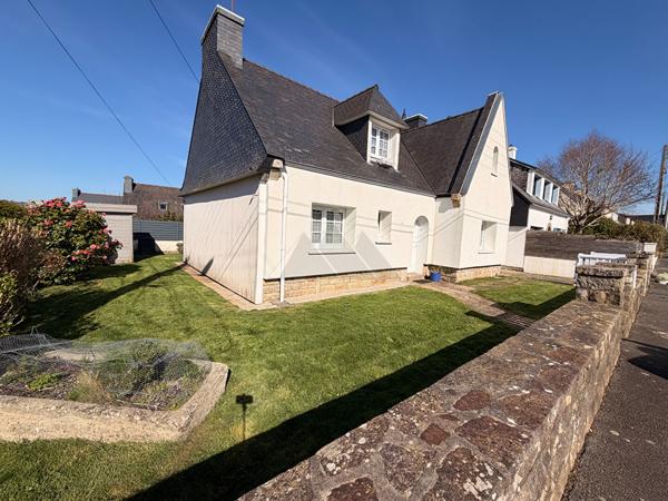 A VENDRE ERGUE-GABERIC LE ROUILLEN Maison vie de plain pied 4 chambres 112.88 m22