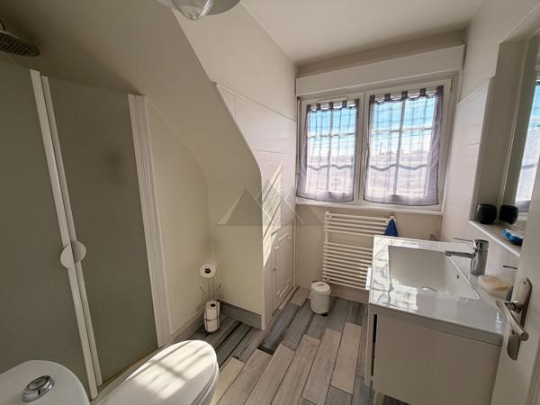 A VENDRE ERGUE-GABERIC LE ROUILLEN Maison vie de plain pied 4 chambres 112.88 m22