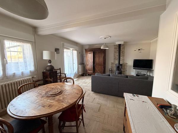 A VENDRE ERGUE-GABERIC LE ROUILLEN Maison vie de plain pied 4 chambres 112.88 m22