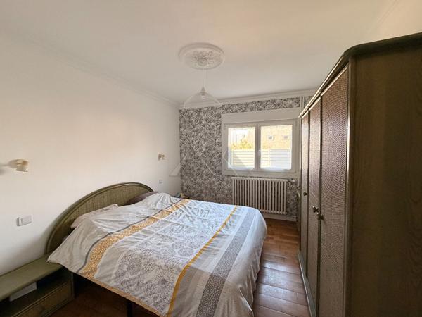 A VENDRE ERGUE-GABERIC LE ROUILLEN Maison vie de plain pied 4 chambres 112.88 m22