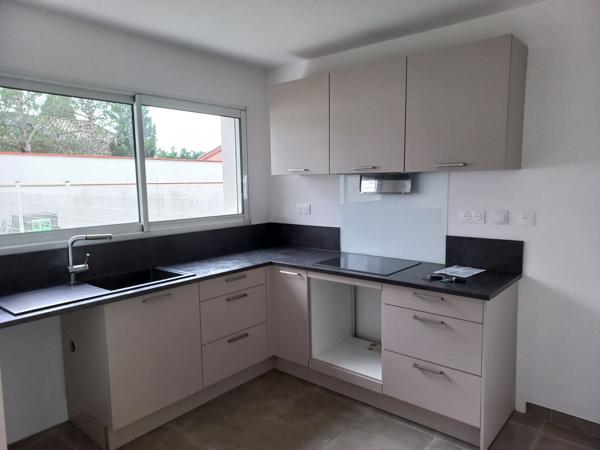 31600 SEYSSES: Loue maison T4