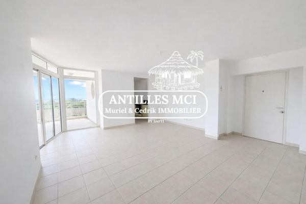 T4 vue mer, grande terrasse et garage