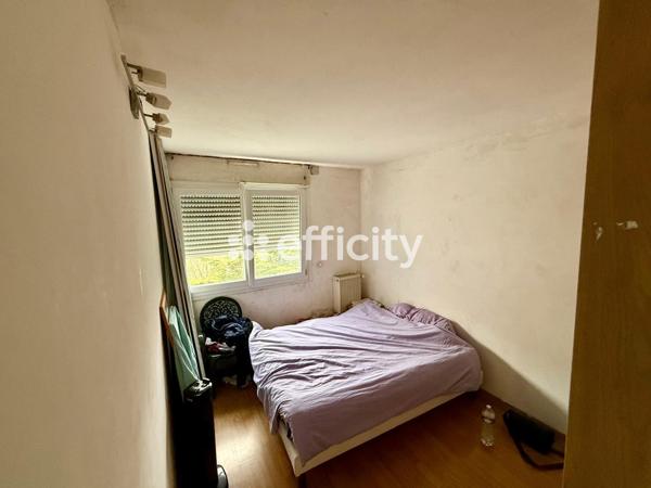 Appartement 5 pièces - 102 m² Exclusivité efficity