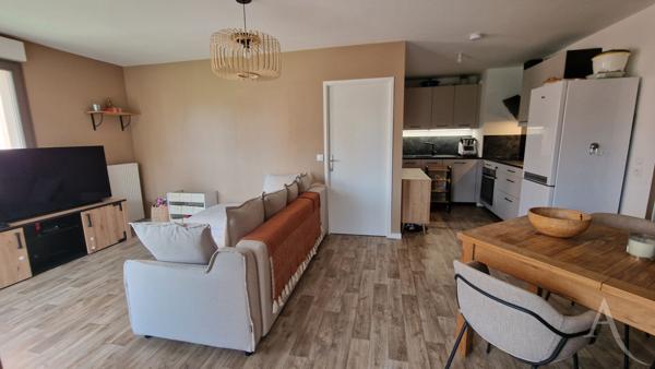 Appartement de2024 à Mantes La Ville Gare, F4 avec terrasse et parking