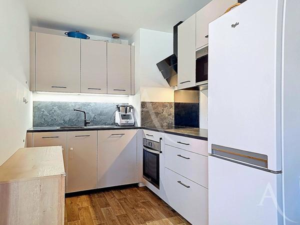 Appartement de2024 à Mantes La Ville Gare, F4 avec terrasse et parking