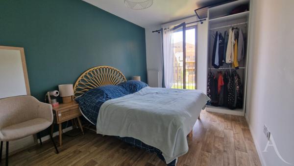 Appartement de2024 à Mantes La Ville Gare, F4 avec terrasse et parking