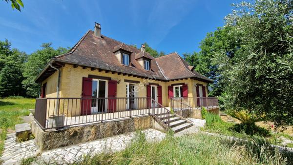Périgourdine familiale avec sous-sol et grand garage !