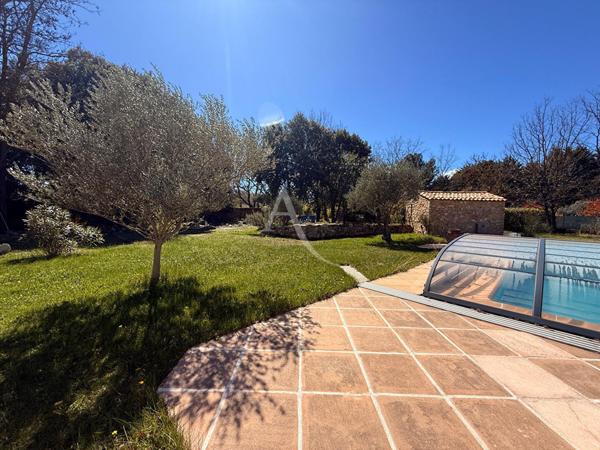 PROPRIETE DE 220M2 AVEC PISCINE SUR 3388M2 DE TERRAIN DEPENDANCE GARAGE ATELIER