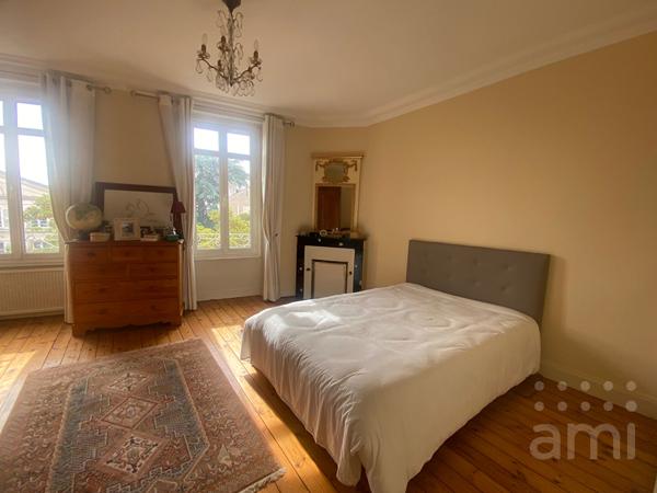 Maison Niort 7 pièces -142 m2