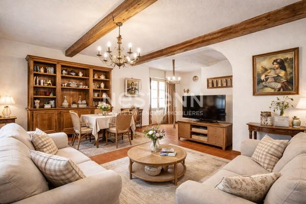 Torreilles - A VENDRE Maison centre village de 6 pièces avec cour ,terrasse arborée et garage