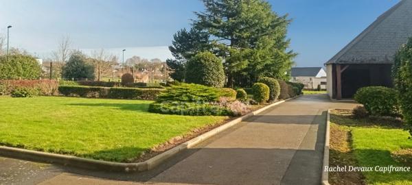 Maison en Pierre à vendre 8 pièces à JANZE