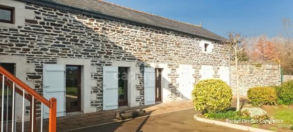 Maison en Pierre à vendre 8 pièces à JANZE