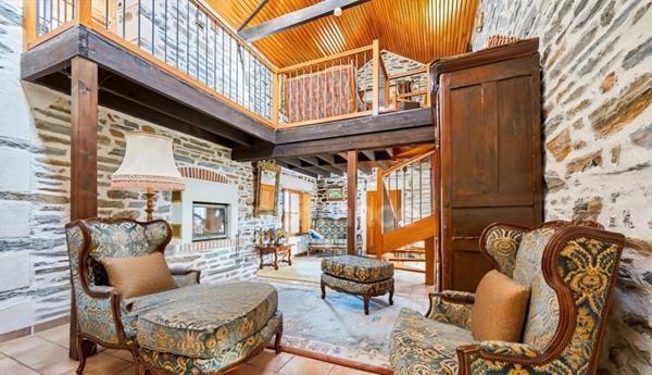 Maison en Pierre à vendre 8 pièces à JANZE