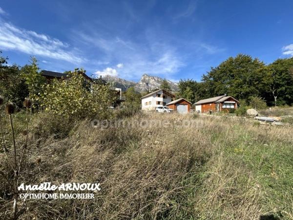 Terrain constructible avec permis purgé + projet de chalet