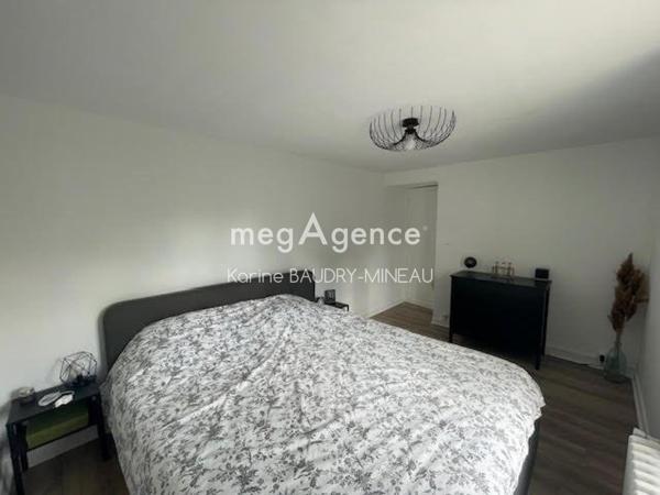 Maison à LA PUYE, 86260 - 6 pièces 93m²