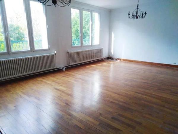 Appartement à louer à Saint-Cyr-l'École (78210)