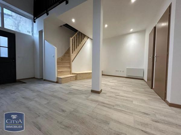 Maison à louer 3 pièces 57.18m² Malauzat (63200)