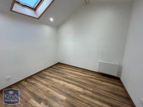 Maison à louer 3 pièces 57.18m² Malauzat (63200)