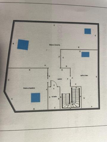 Cœur de Reims, Avenue de Laon - T2 avec entrée privative- à rénover