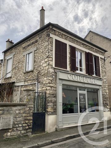 Immeuble à vendre  130 m2 MAULE - 78
