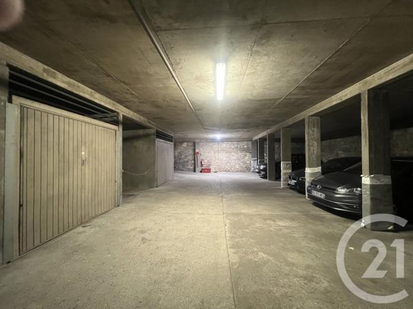 Parking à vendre  9 m2 PARIS - 75014