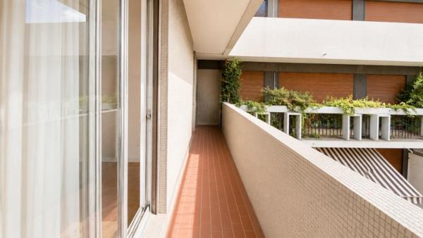 Vente / Appartement T5 à Paris (75018)