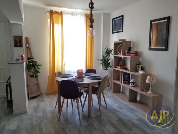 Location maison Saintes : 665 € - AJP Immobilier Saintes