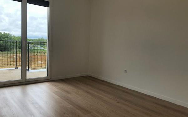Appartement à louer    2 pièces • 45,30 m2 Montévrain
