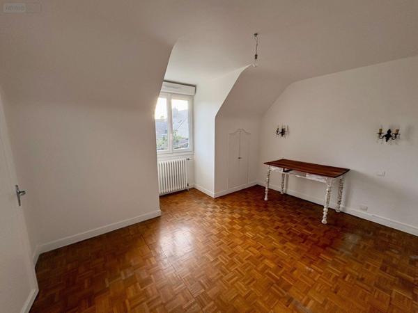 Maison à vendre à Pacé en Ille-et-Vilaine (35740), ref : 11803/2384 Centre-Bourg