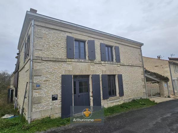 Vente Maison 6 pièces 225 m2 à Arçais