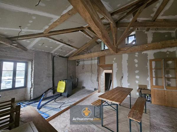 Vente Maison 6 pièces 225 m2 à Arçais