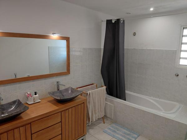 Maison 5 pièce(s) 3 chambre(s) 113 m²