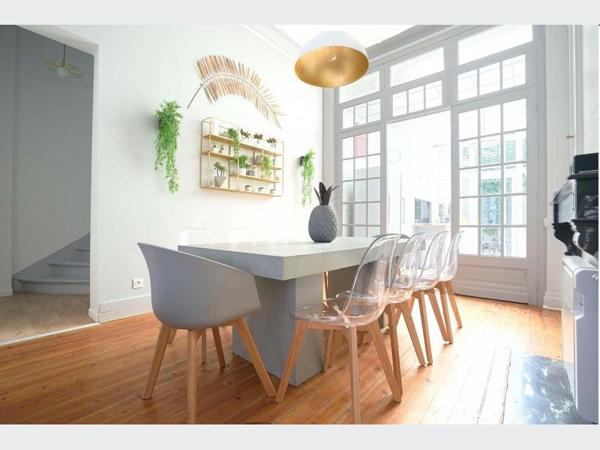 Immeuble à Vendre à LILLE 1200000 € *