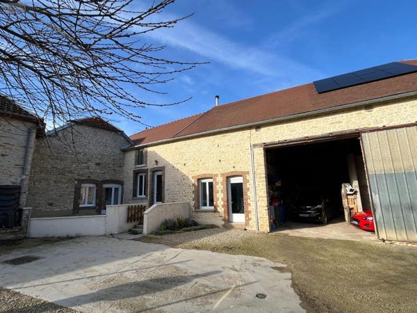 Maison à vendre à Jully-sur-Sarce dans l'Aube (10260), ref : 10361/5822