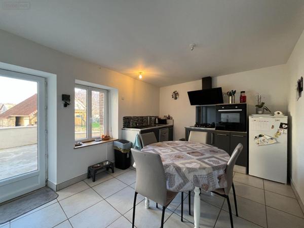 Maison à vendre à Jully-sur-Sarce dans l'Aube (10260), ref : 10361/5822